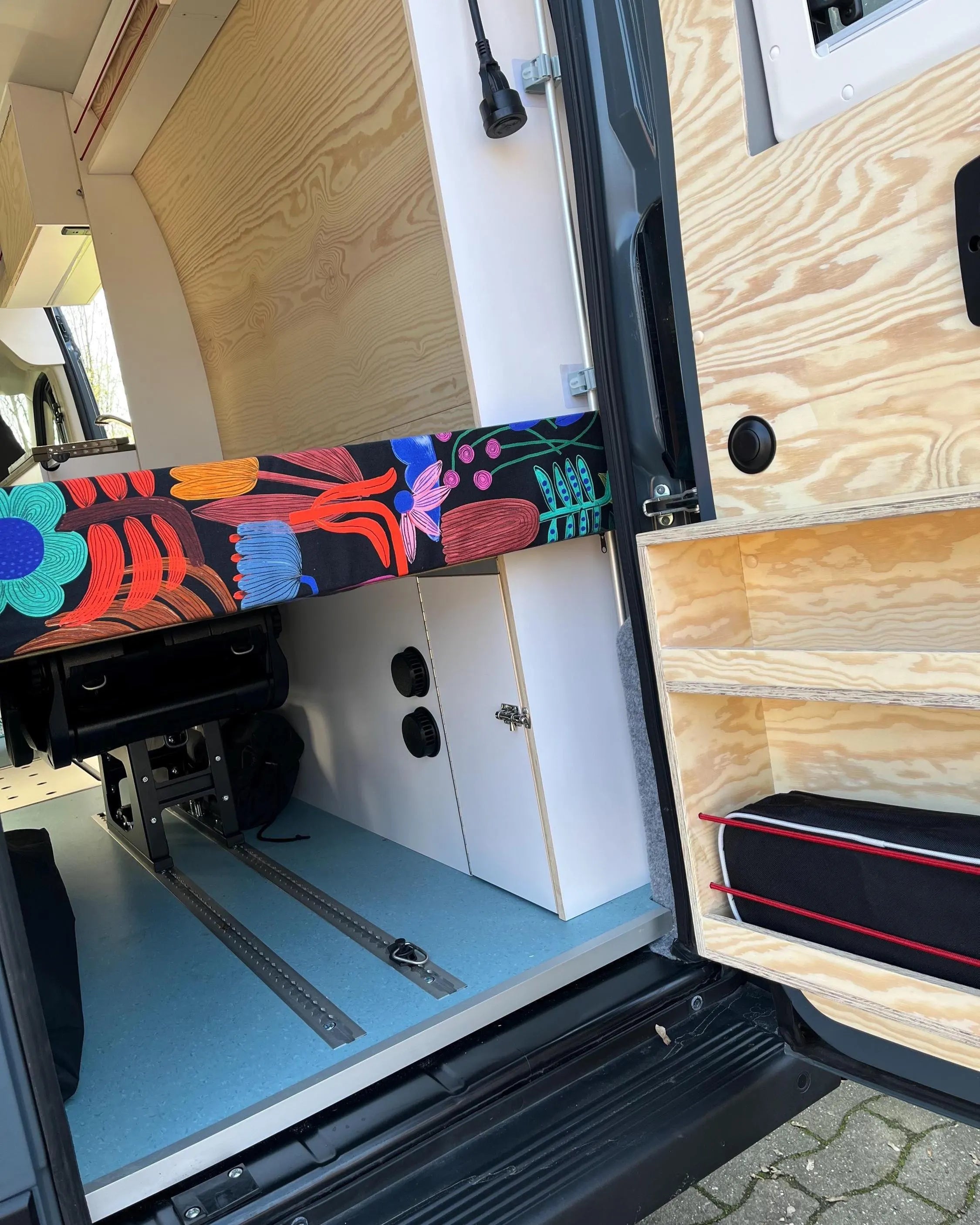 Ausströmer Umlenkung für Warmluft im Wohnmobil und Camper auch passen bei Truma und Eberspächer Heizungen mit Ø 60 mm | passend bei Pundmann | VANKSY